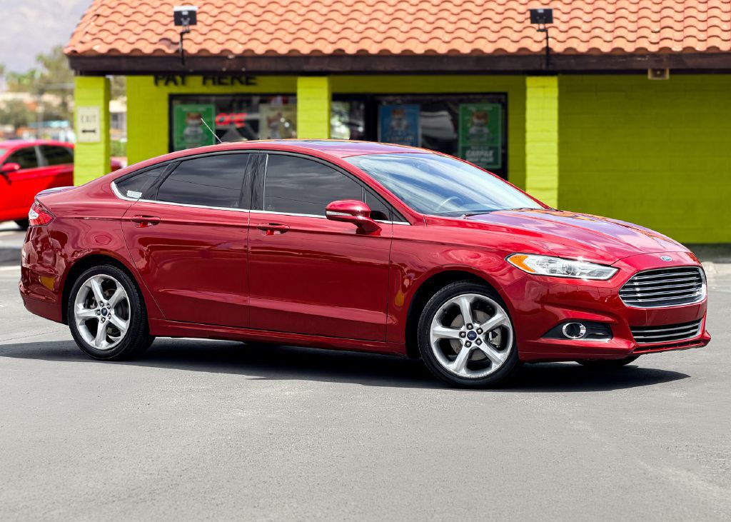 2016 Ford Fusion Image 2
