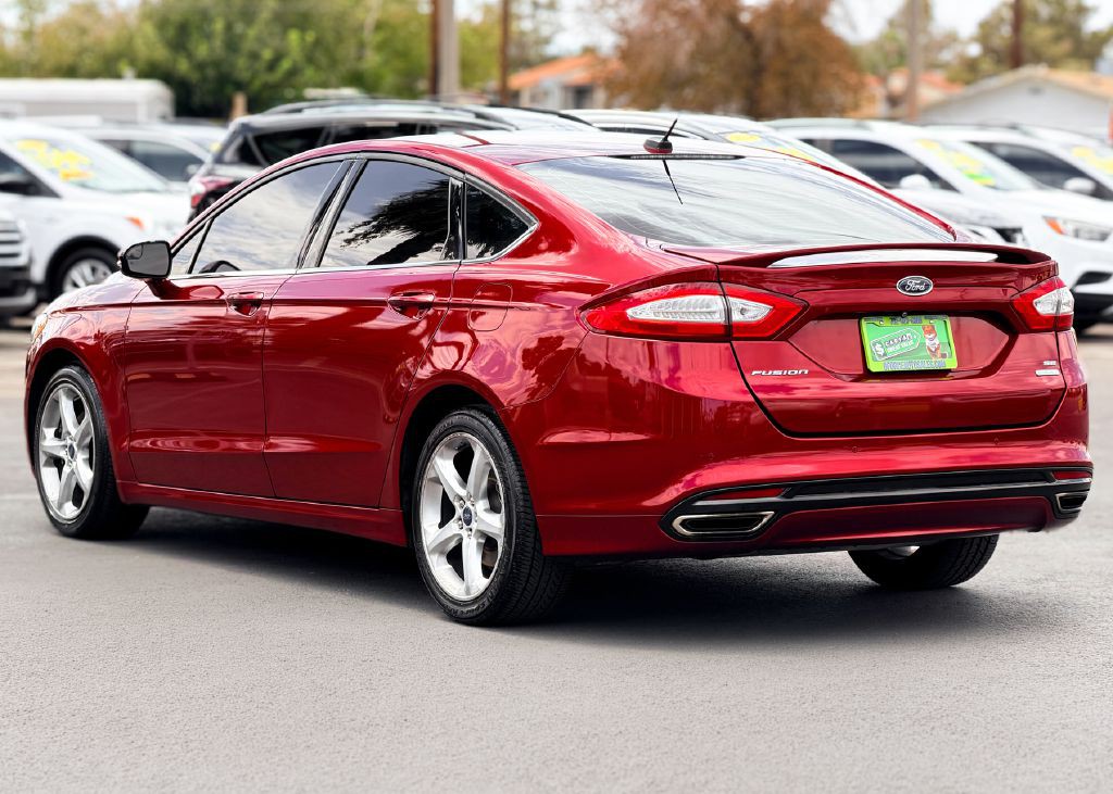 2016 Ford Fusion Image 10