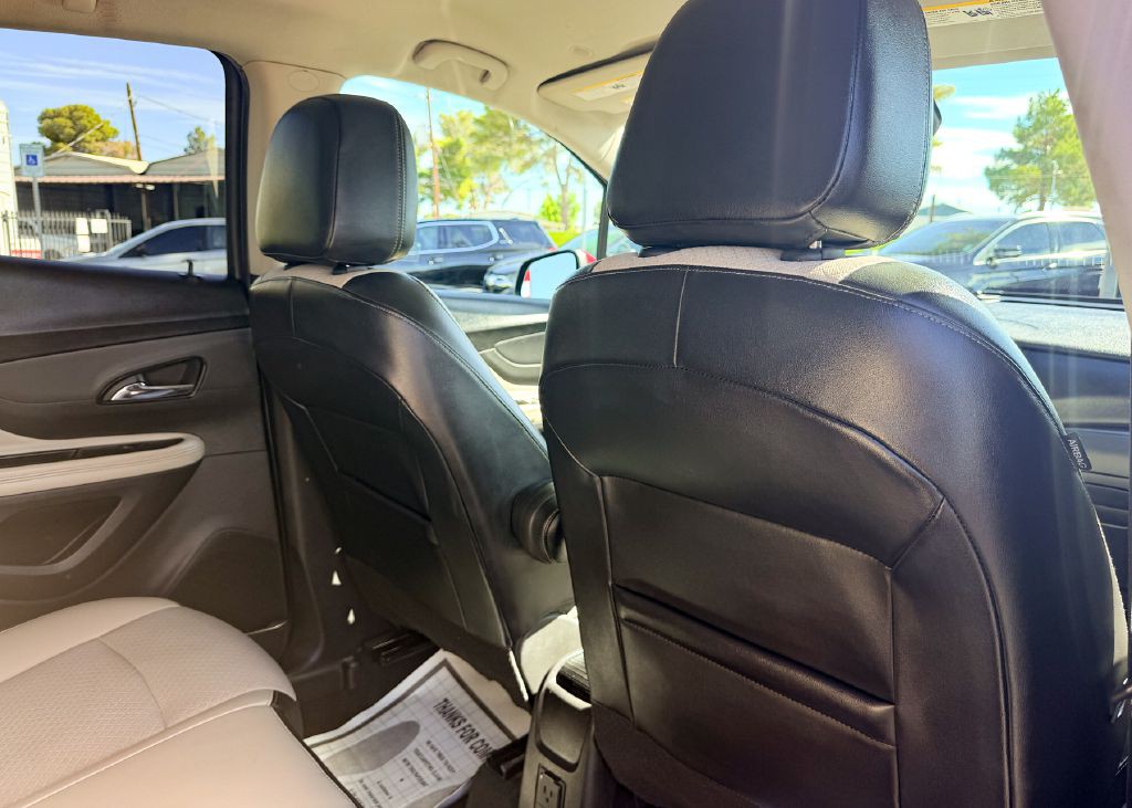 2022 Buick Enclave Image 17