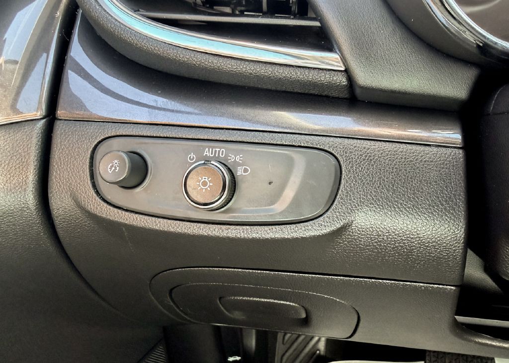 2022 Buick Enclave Image 26