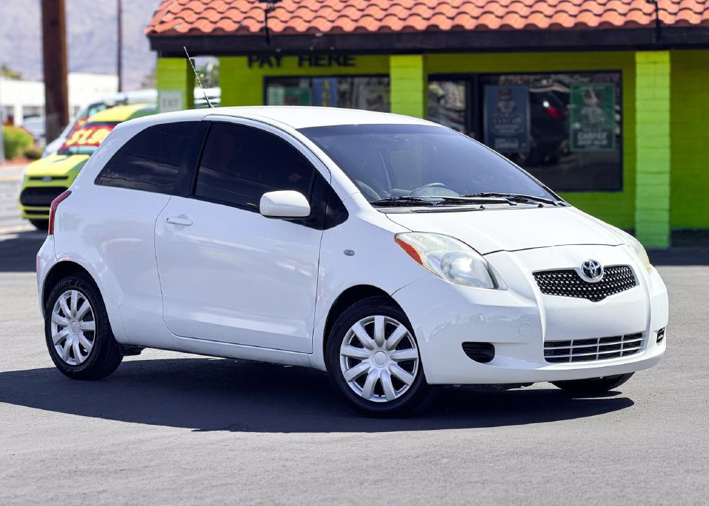 2008 Toyota Yaris Image 2