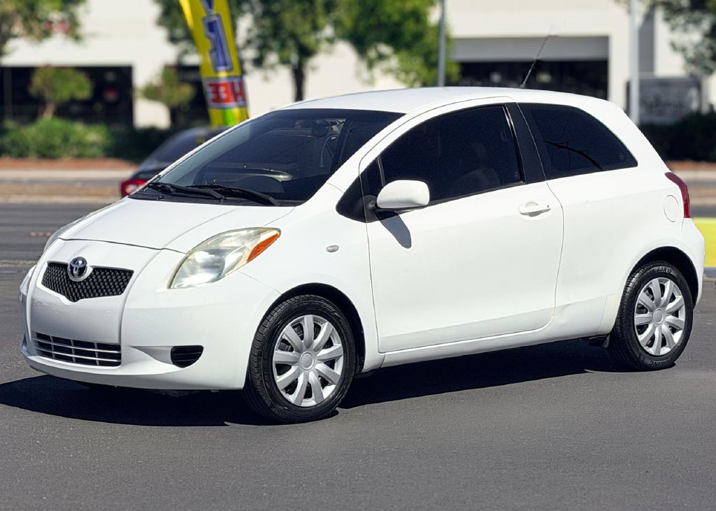 2008 Toyota Yaris Image 4