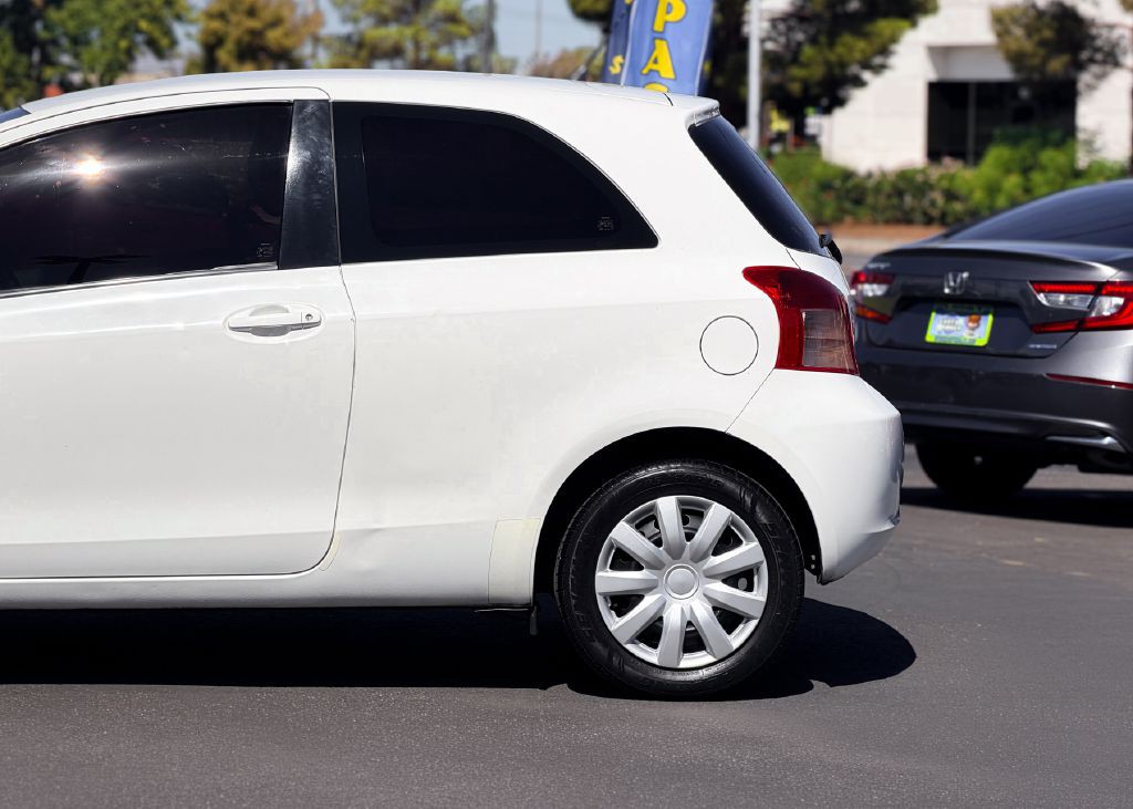 2008 Toyota Yaris Image 6