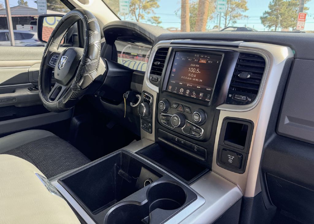 2015 RAM 1500 Image 16