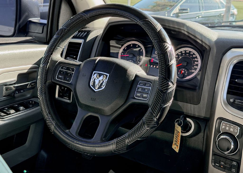 2015 RAM 1500 Image 23