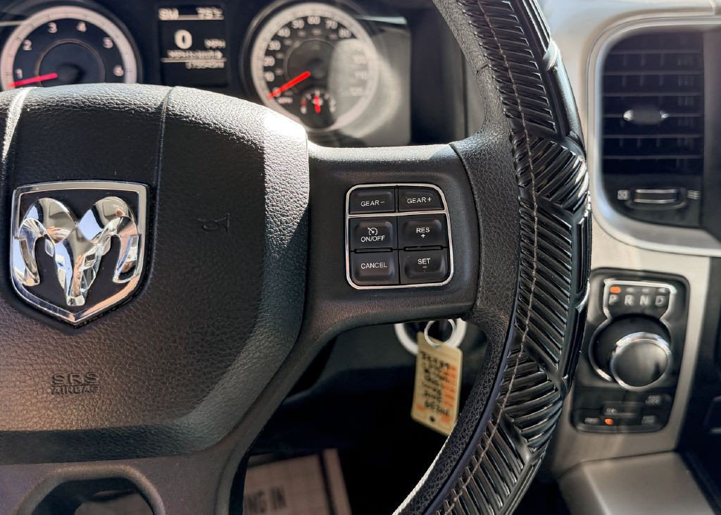 2015 RAM 1500 Image 30