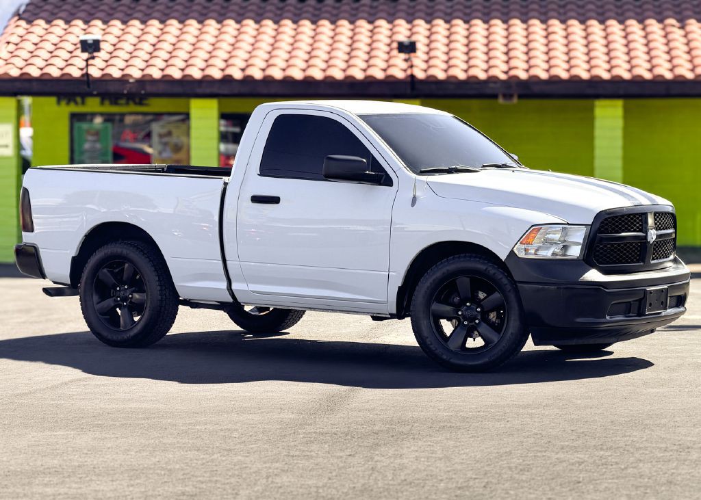 2013 RAM 1500 Image 2