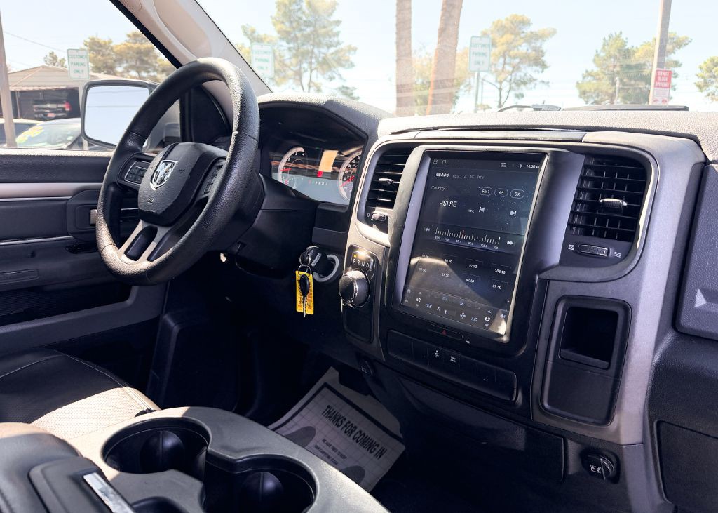 2013 RAM 1500 Image 18