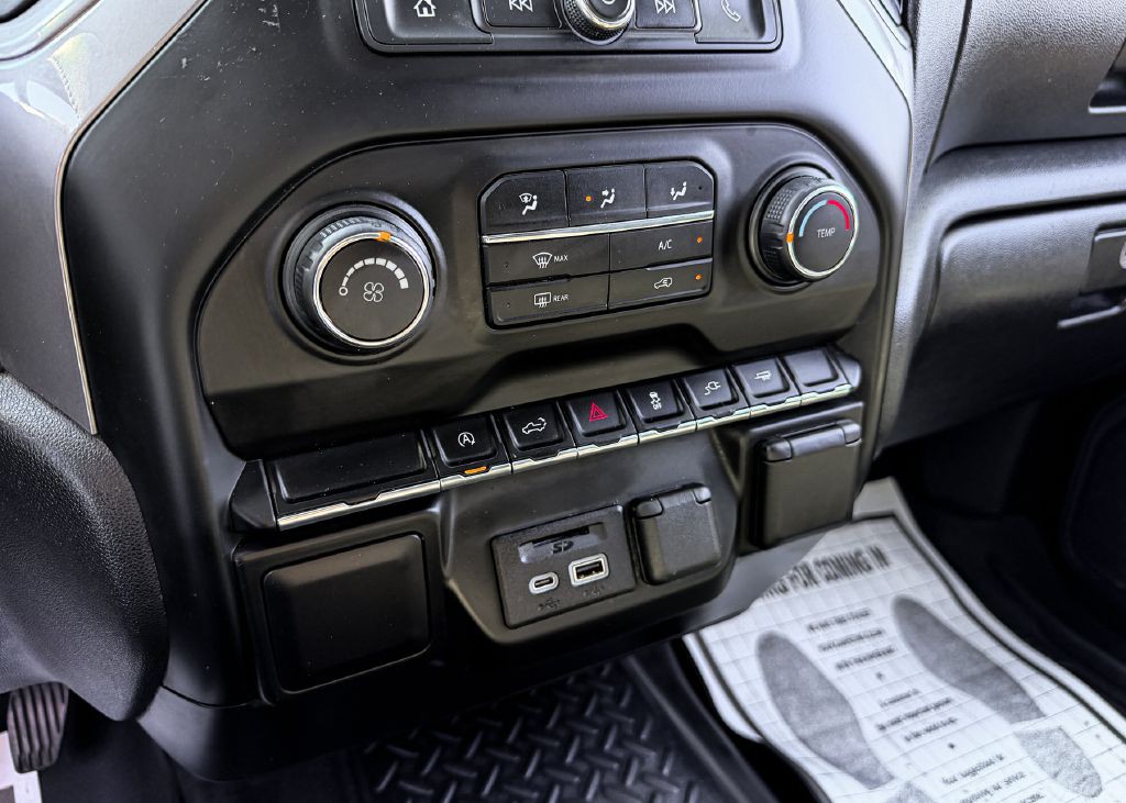 2021 Chevrolet Silverado 1500 Image 34