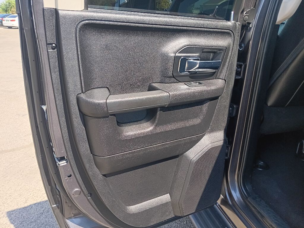 2015 RAM 1500 Image 14