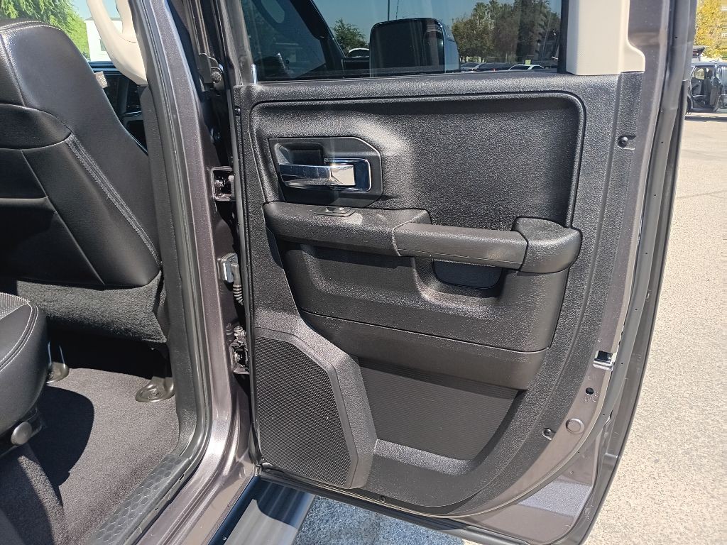 2015 RAM 1500 Image 16