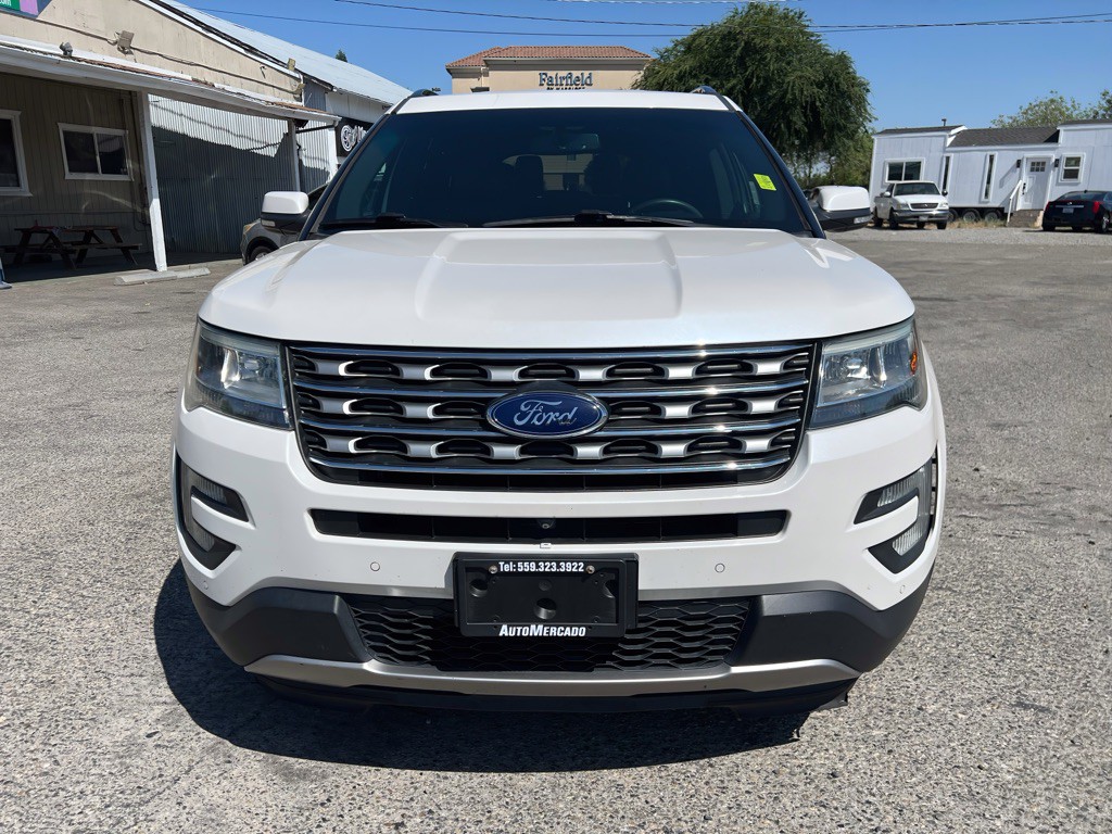 2016 Ford Explorer Image 2