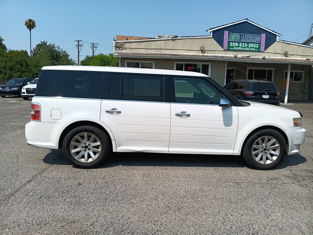 2011 Ford Flex Image 4
