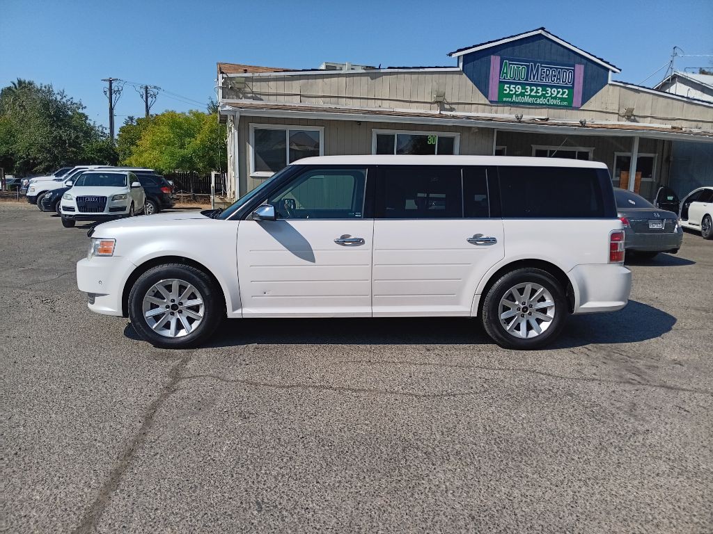 2011 Ford Flex Image 3