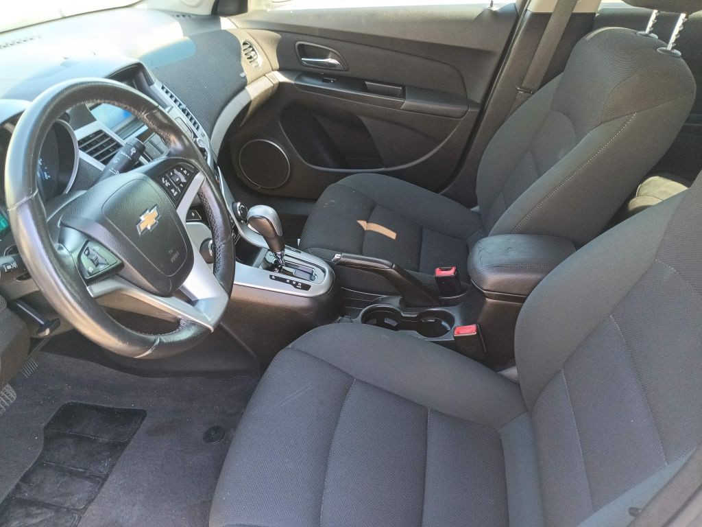 2012 Chevrolet Cruze Image 8