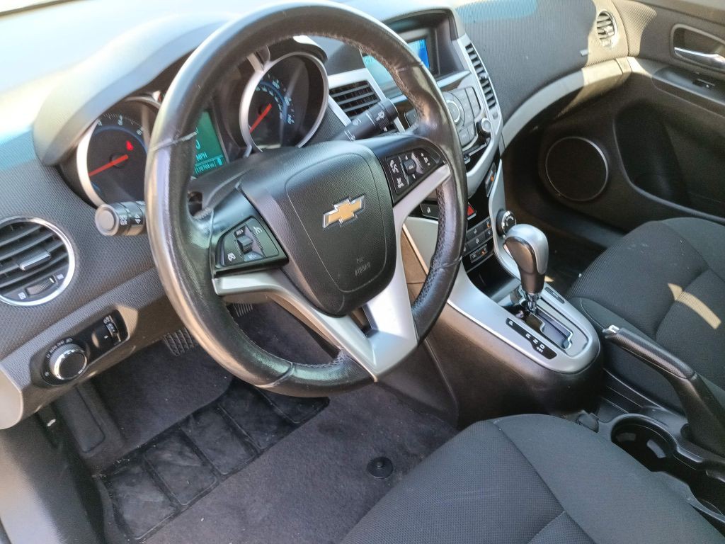 2012 Chevrolet Cruze Image 21