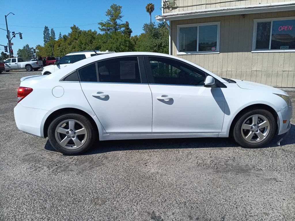 2012 Chevrolet Cruze Image 4