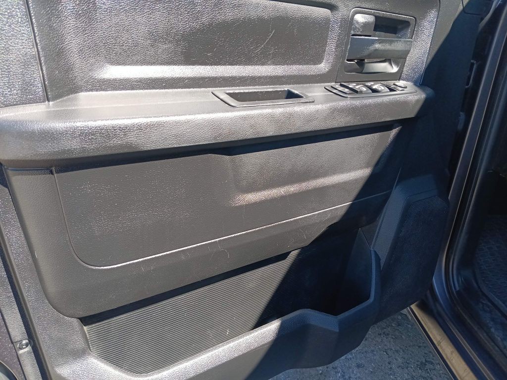 2016 RAM 1500 Image 7