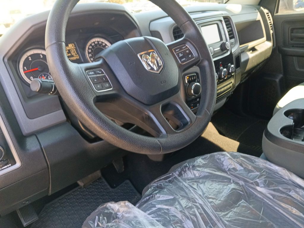 2016 RAM 1500 Image 11