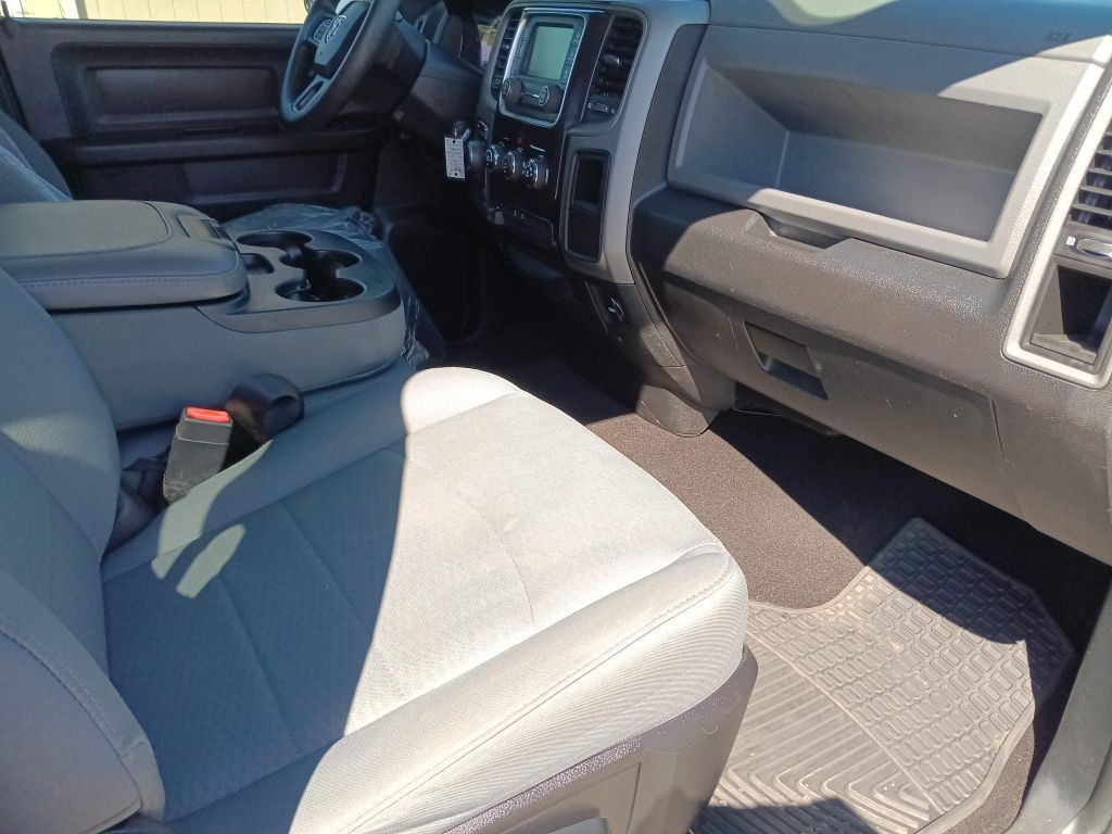 2016 RAM 1500 Image 18