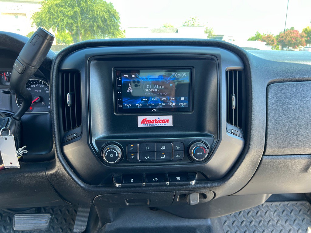 2015 GMC Sierra Image 12
