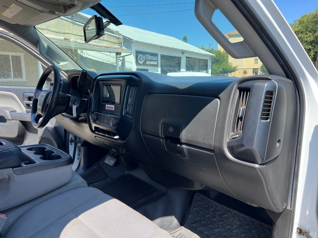 2015 GMC Sierra Image 14