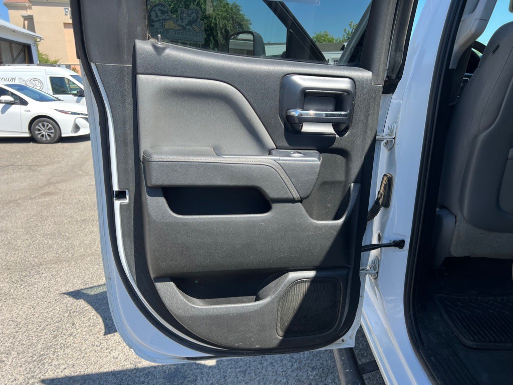 2015 GMC Sierra Image 17