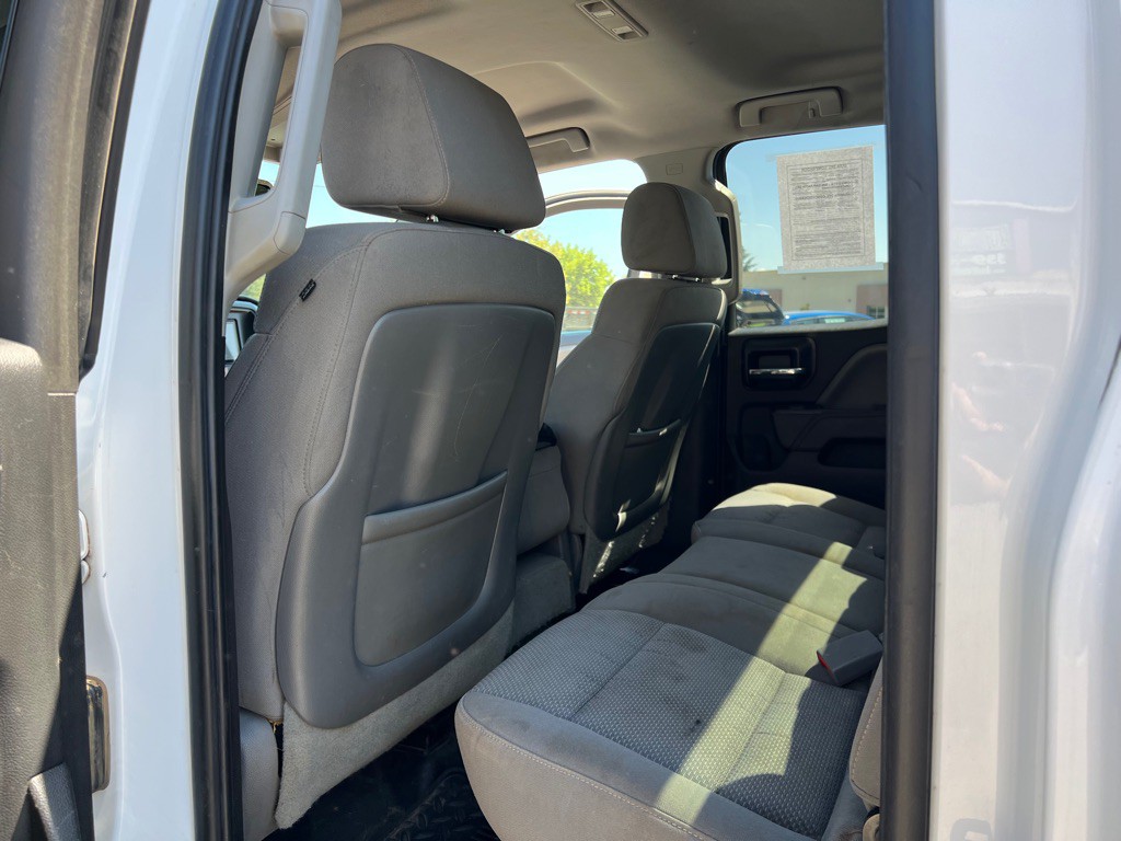 2015 GMC Sierra Image 18