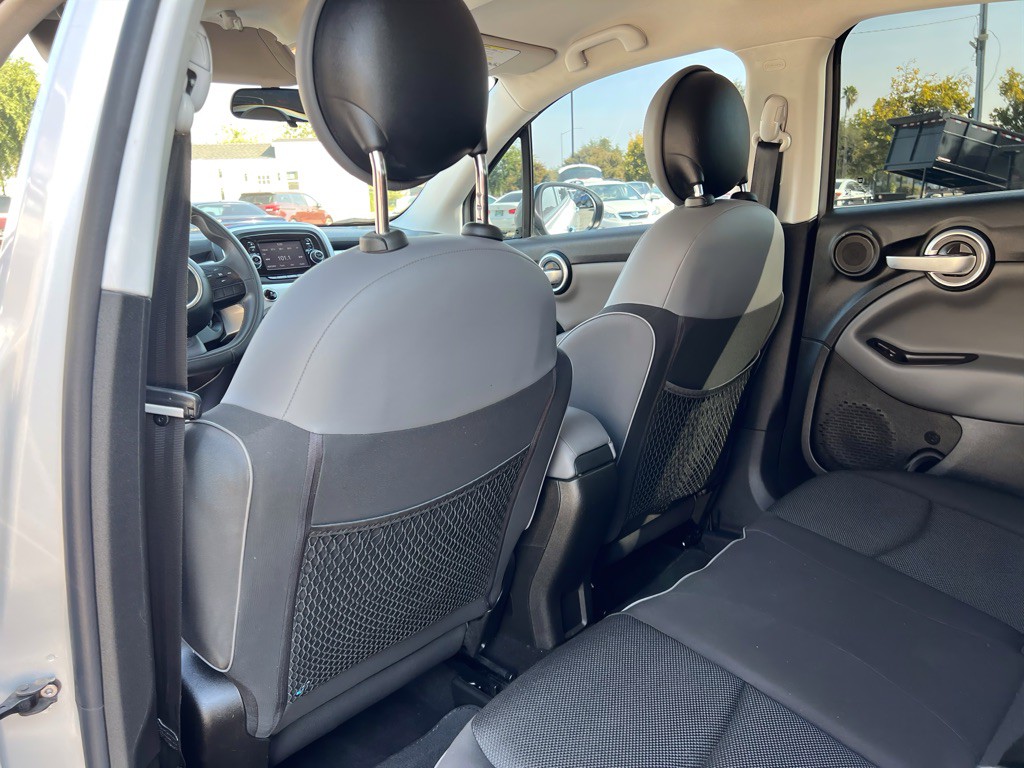 2016 FIAT 500 Image 18