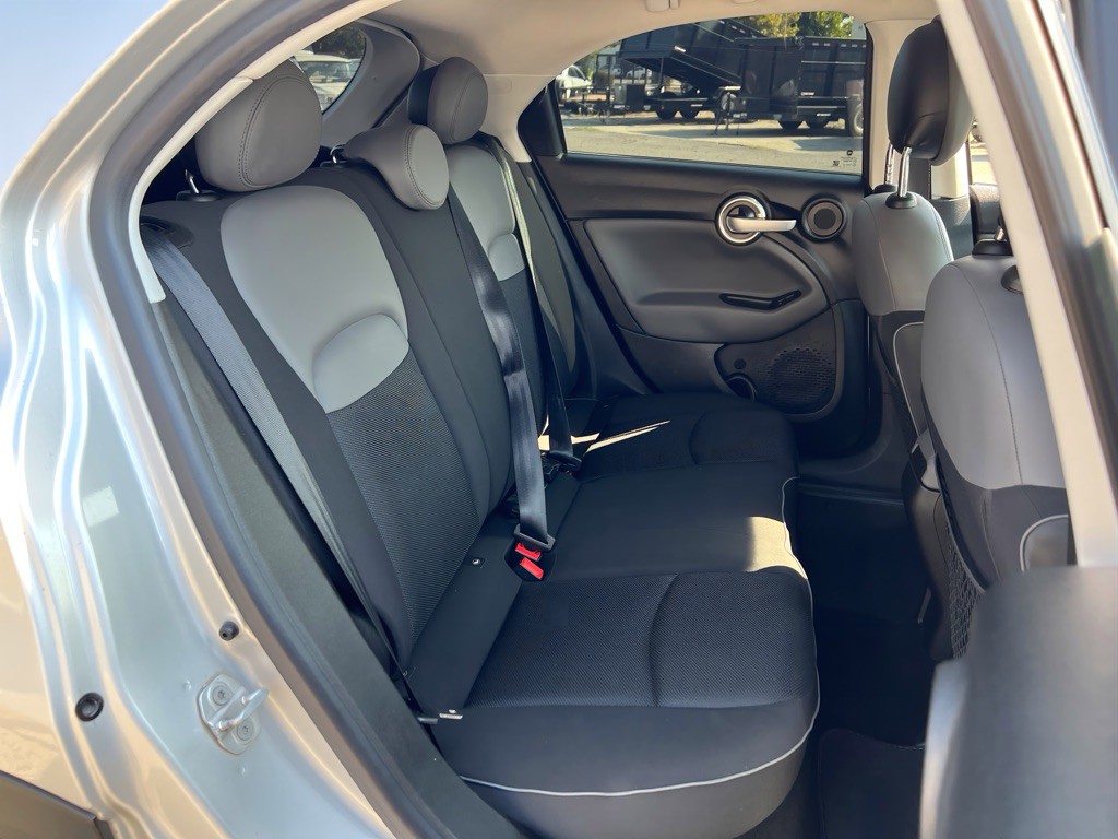 2016 FIAT 500 Image 20