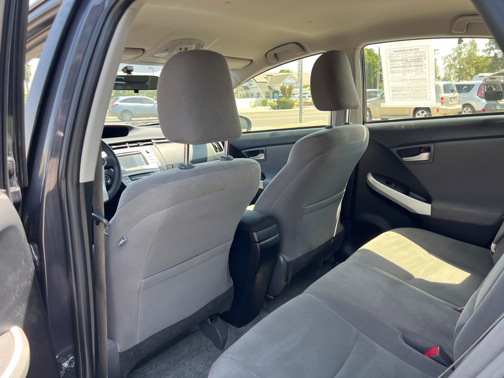 2015 Toyota Prius Image 18