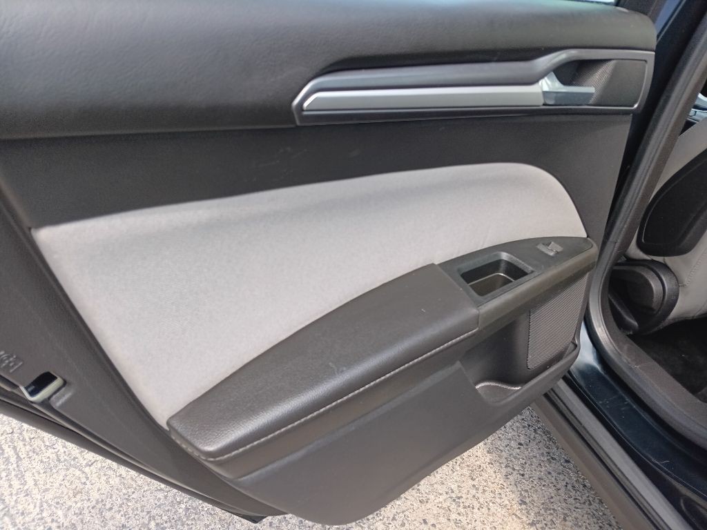 2014 Ford Fusion Image 15