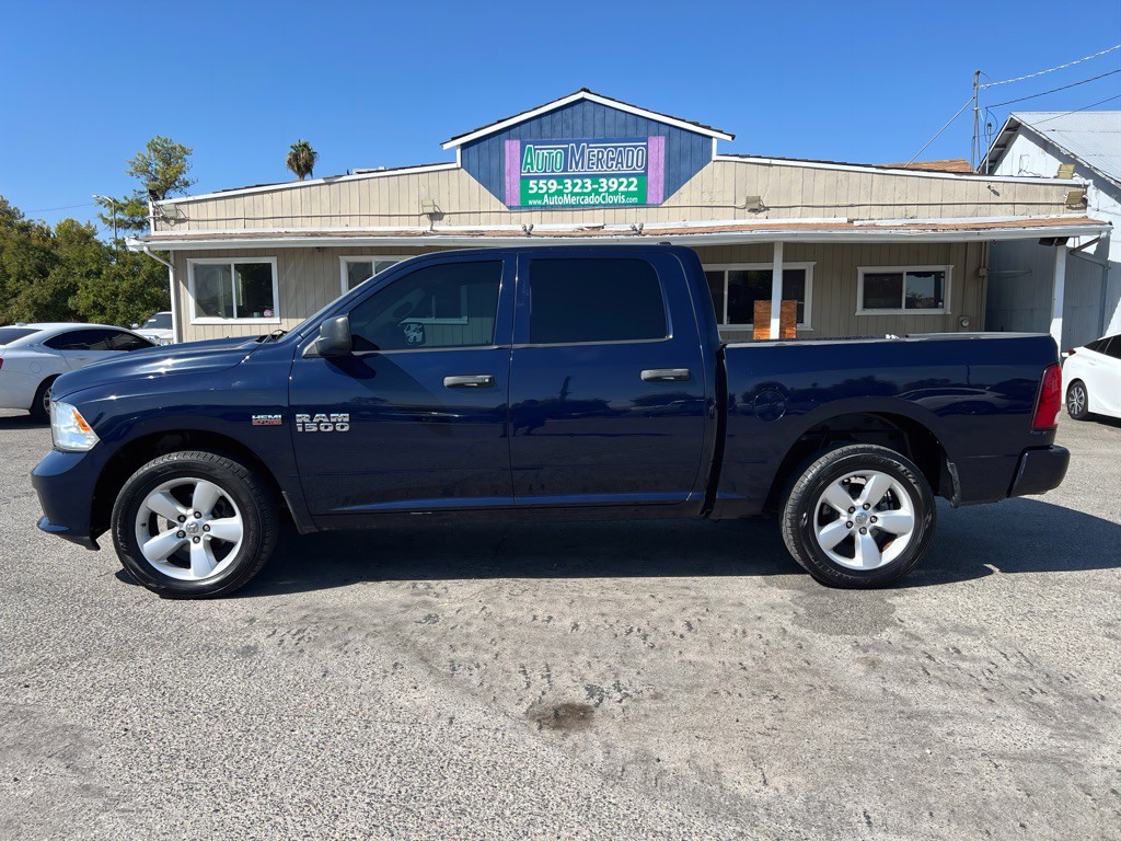 2015 RAM 1500 Image 3