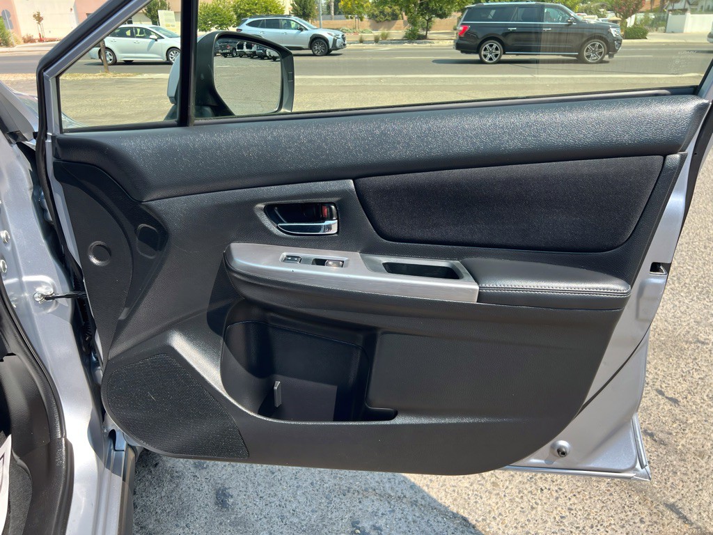 2015 Subaru Crosstrek Image 16