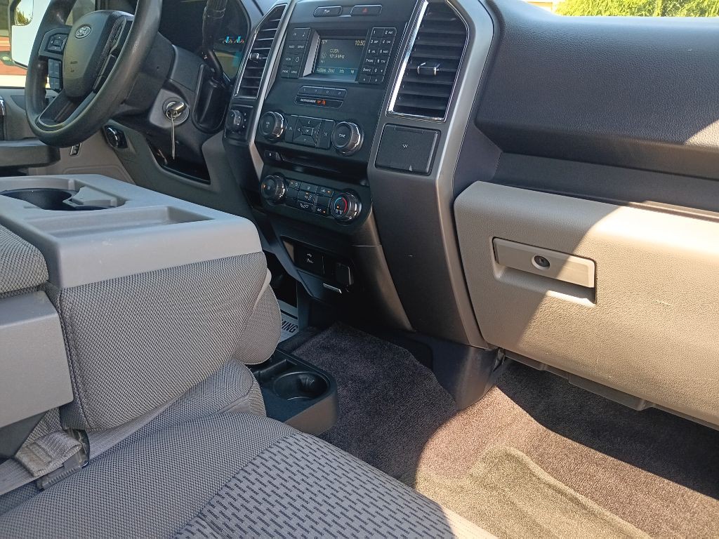2016 Ford F-150 Image 18