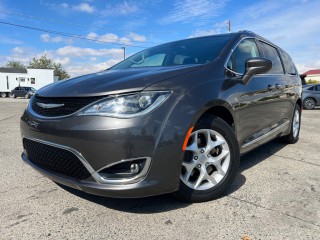Image for 2017 Chrysler Pacifica Touring L Plus ID: 6842864