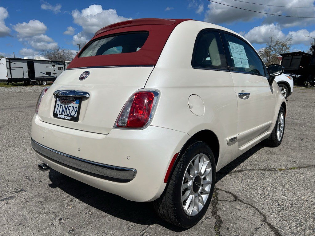 2013 FIAT 500 Image 9