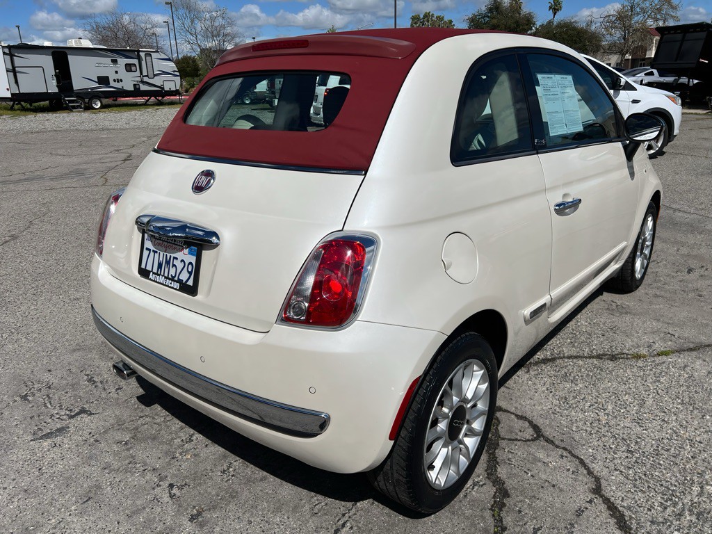 2013 FIAT 500 Image 10