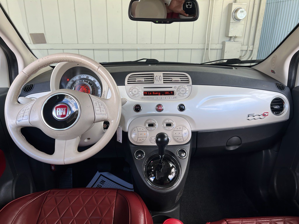 2013 FIAT 500 Image 15