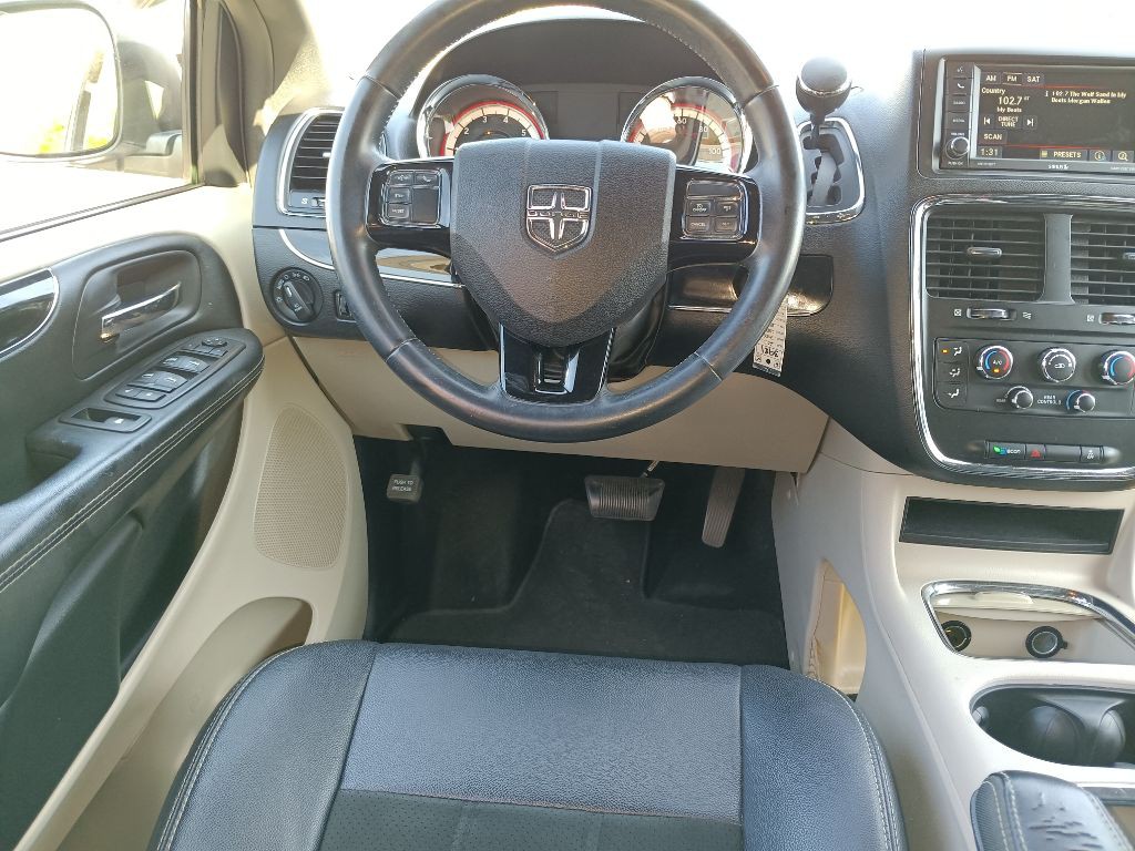 2017 Dodge Grand Caravan Image 10