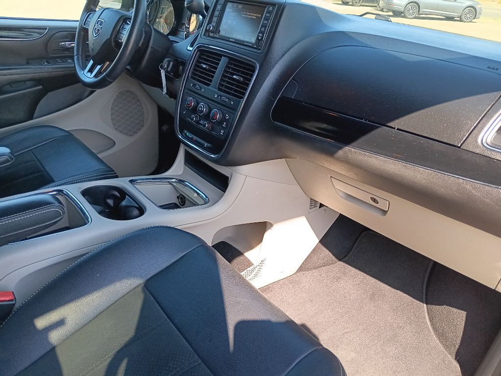 2017 Dodge Grand Caravan Image 14