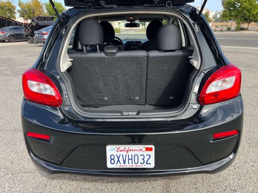 2017 Mitsubishi Mirage Image 9