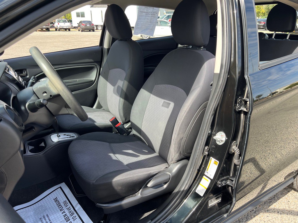 2017 Mitsubishi Mirage Image 11