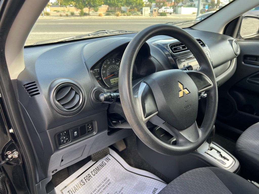 2017 Mitsubishi Mirage Image 12