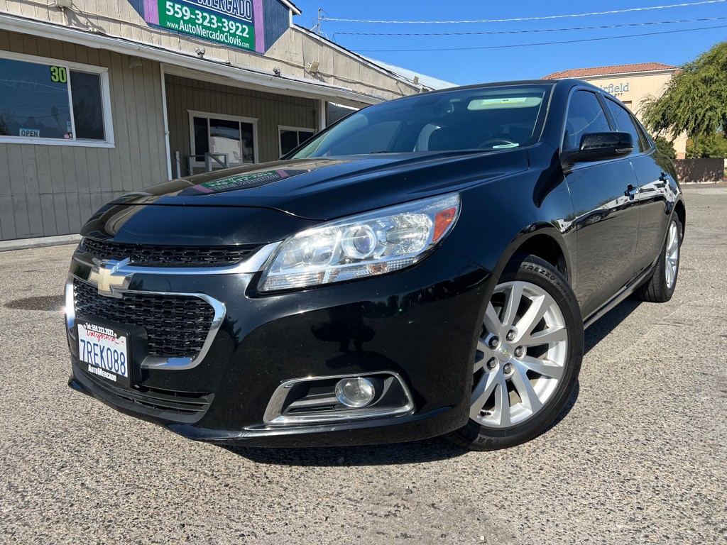 2016 Chevrolet Malibu Image 1