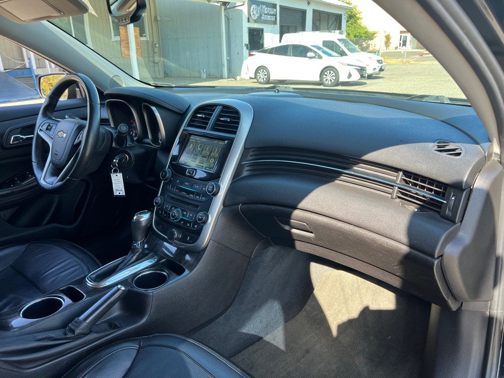 2016 Chevrolet Malibu Image 15