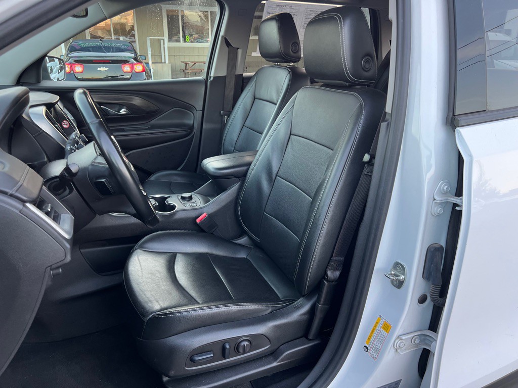 2023 GMC Terrain Image 9