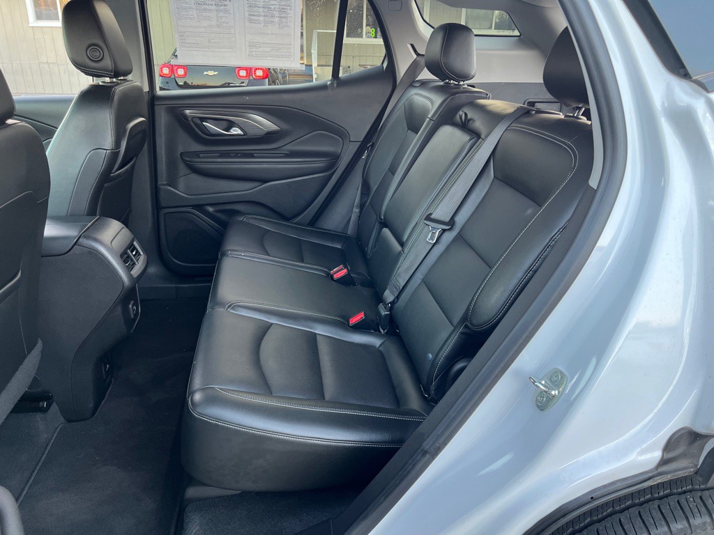 2023 GMC Terrain Image 19