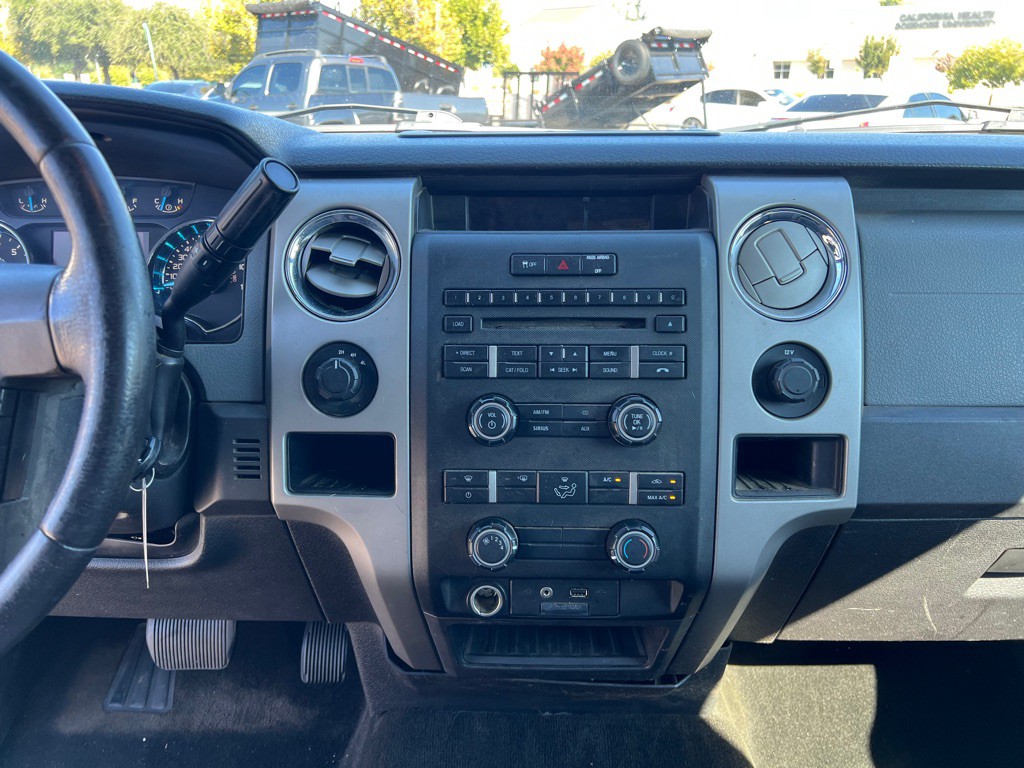 2012 Ford F-150 Image 11
