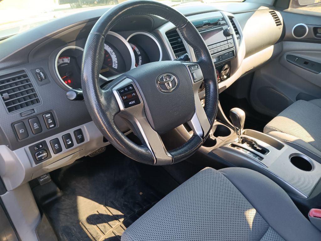 2012 Toyota Tacoma Image 9